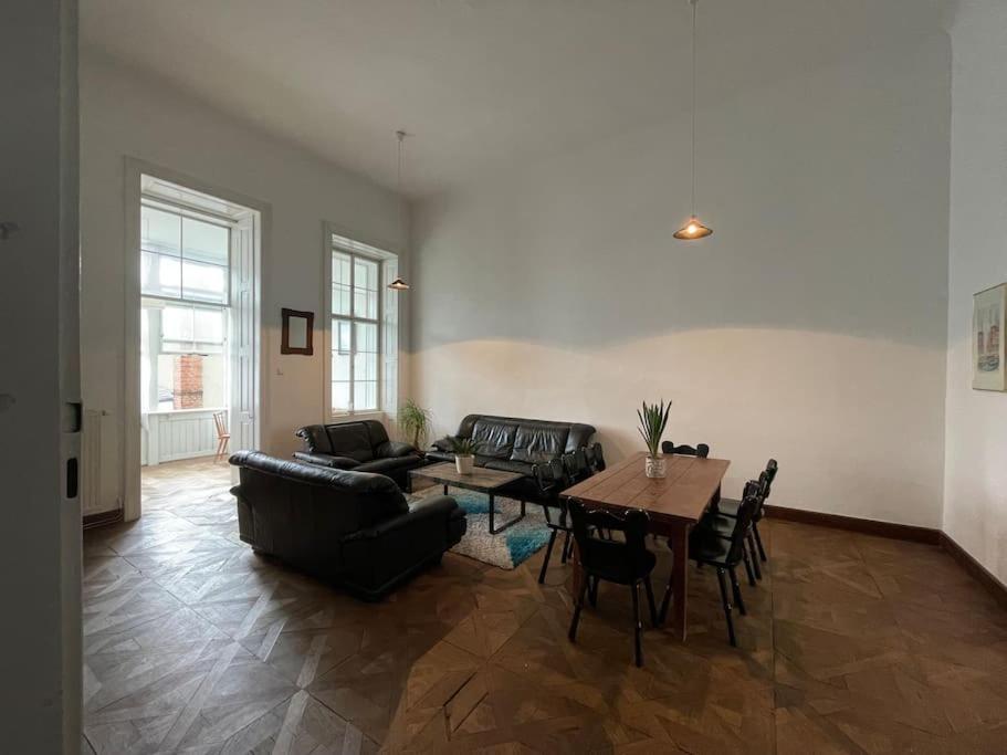 Geraeumige Altbauwohnung Im Zentrum Грац Экстерьер фото
